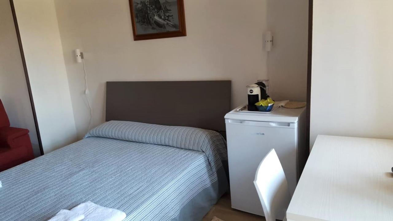 Casa Vacanze Mm Rooms ชิลลา ภายนอก รูปภาพ